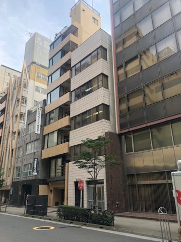 青木ビルの外観