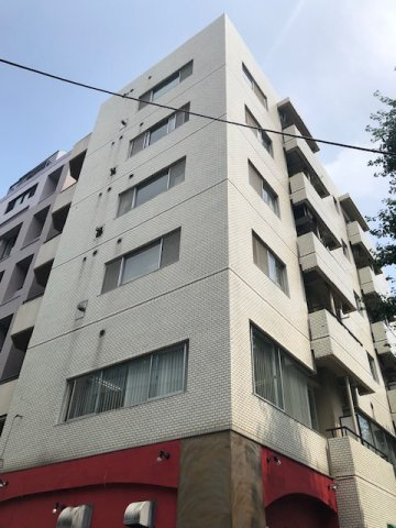 メゾン萬六の外観