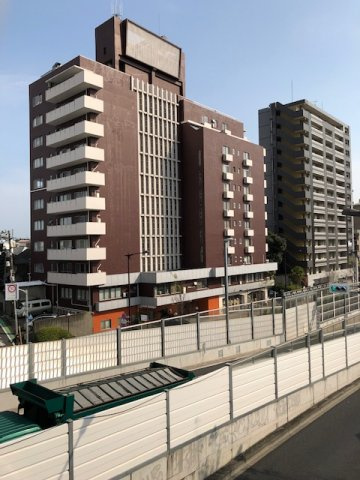 大永初台マンションの外観