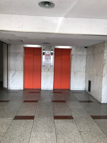 大永初台マンションのロビー