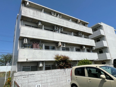 【外観】 | キャトルセゾン淵野辺 | 街並みに馴染む佇まいが素敵ですね。			
