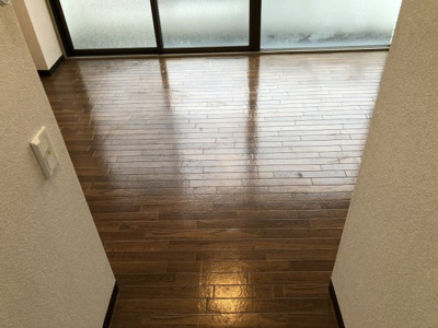 【居間・リビング】 | サンピア月見台 | 同物件・別部屋画像【左右反転】