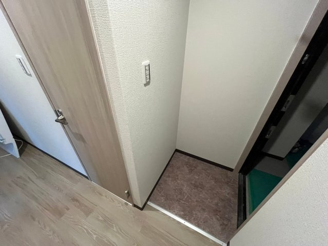 サンビルダー六甲ウエストの玄関