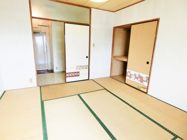 ダイアパレス白子の和室
