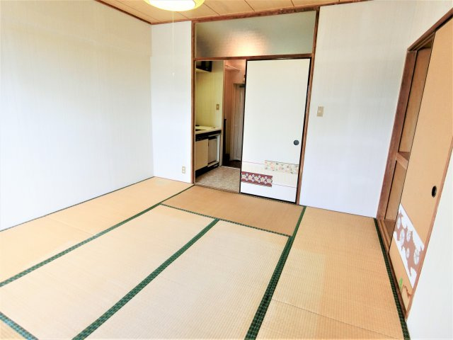 ダイアパレス白子の和室