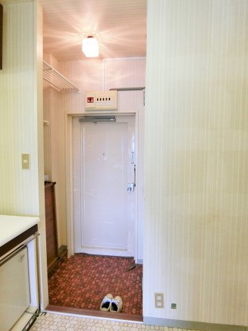 ダイアパレス白子の玄関