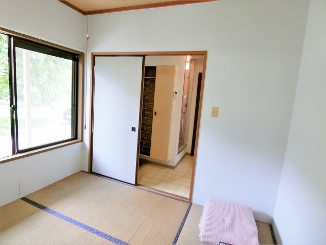 南横川ユングフラウの和室