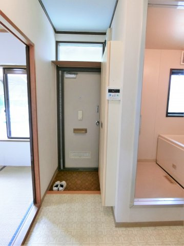 南横川ユングフラウの玄関