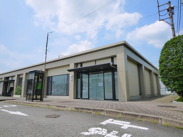 青山地区センターの外観