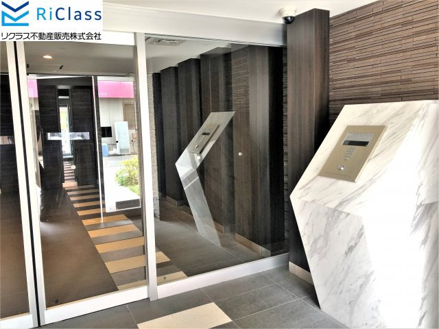 グランカリテ神戸WESTのエントランス|清潔なエントランスです