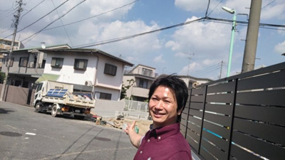 【前面道路含む現地写真】 | 天白区荒池　１号棟〈仲介手数料無料〉平針小学校・平針中学校　新築一戸建て | 代表の村田です。
私がご案内いたします。