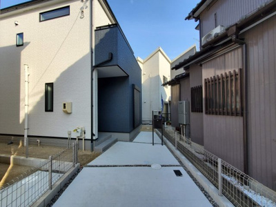 【駐車場】 | 天白区荒池　２号棟〈仲介手数料無料〉平針小・平針中　新築一戸建て | 11/2撮影〈内覧予約キャンペーン実施中！〉マックスバリュde住まい相談までご連絡下さい。