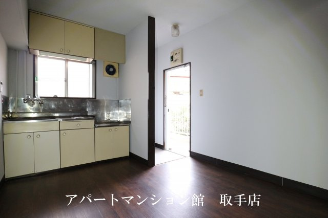 フラット白山第一の居間・リビング