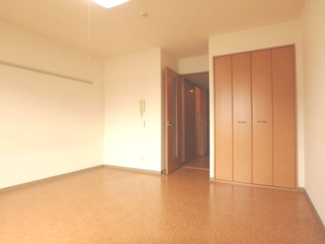 パルレⅡの洋室