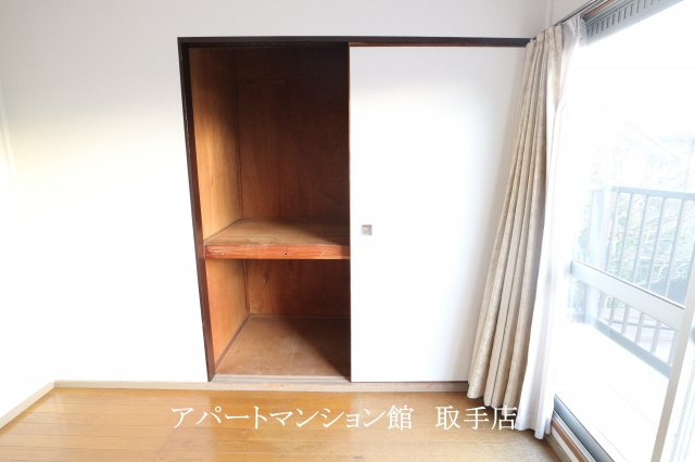 野瀬邸の収納