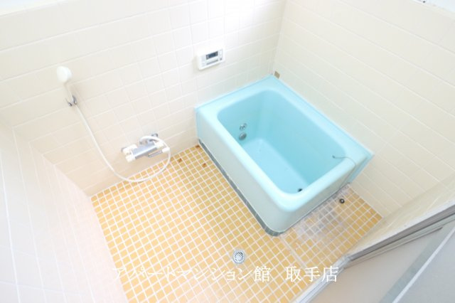 野瀬邸の浴室