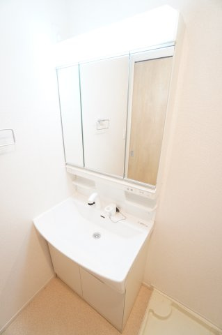 【独立洗面台】 | ビアンKT | ※同物件・反転タイプの写真です。