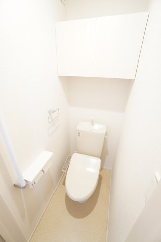 【トイレ】 | ビアンKT | ※同物件・反転タイプの写真です。