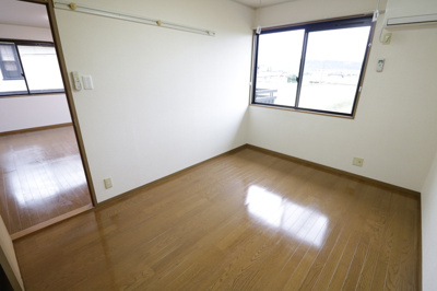 【洋室】 | ヴィラ・アネシスA