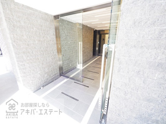 【エントランス】