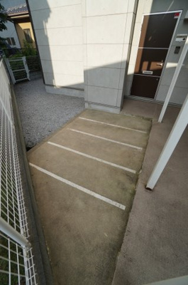 【駐車場】 | リブリ・ウインディーバレーⅢ