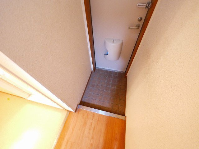 採充エヴォールの玄関|落ち着いた玄関です