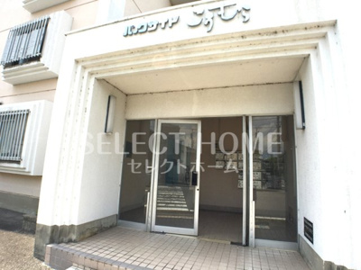 【エントランス】 | パークサイドこうむら | ゆとりのあるエントランスです