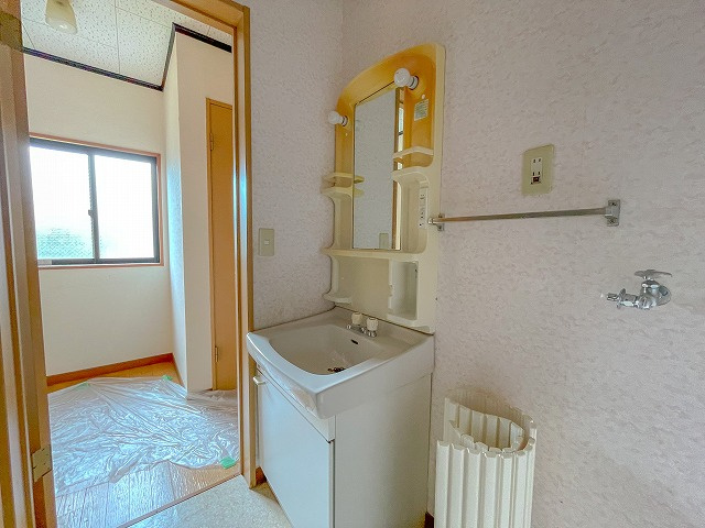 シルキーハイツの洗面所|広い洗面スペース