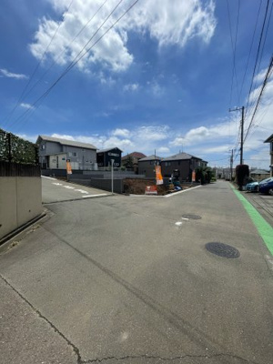 【前面道路含む現地写真】 | 日野市新町5丁目新築戸建て3棟　1号棟