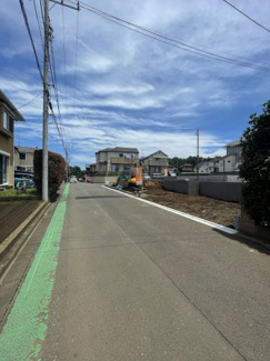 【前面道路含む現地写真】