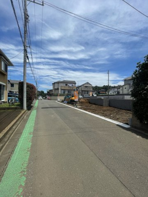 【前面道路含む現地写真】 | 日野市新町5丁目新築戸建て3棟　1号棟