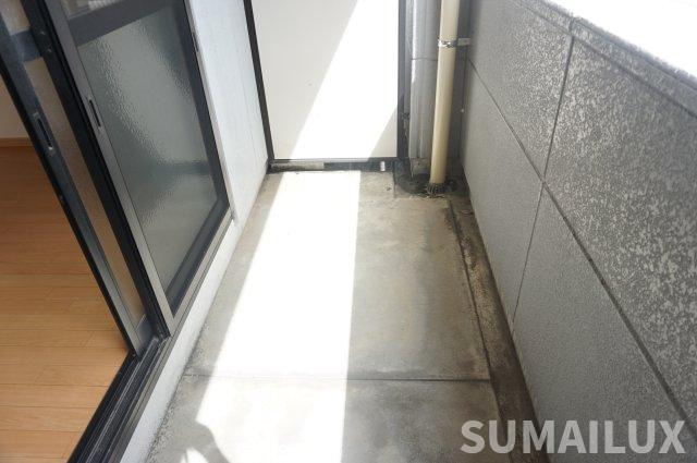 熊本市北区麻生田２丁目のアパートのバルコニー