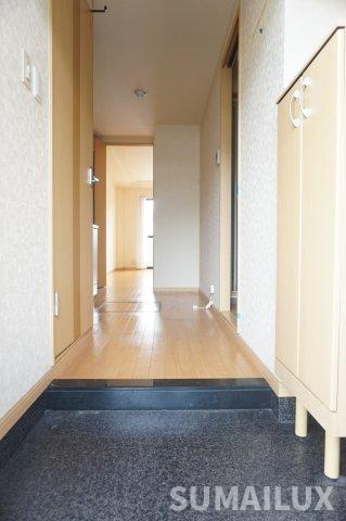 熊本市北区麻生田２丁目のアパートの玄関