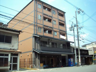 CASA FLUENTE（カーサフルエンテ）