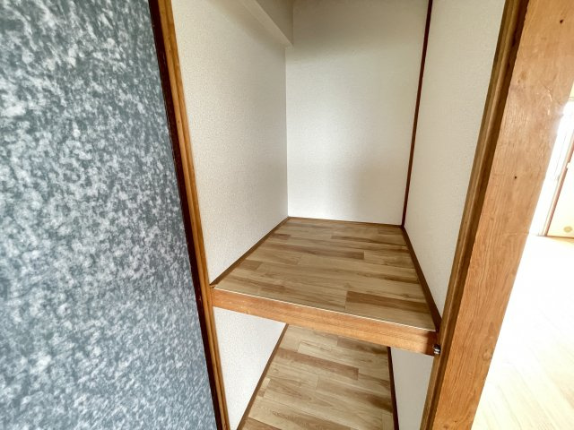 各務ハイツの収納|北側洋室収収納