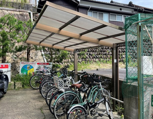 各務ハイツのその他共用部分|自転車置き場
