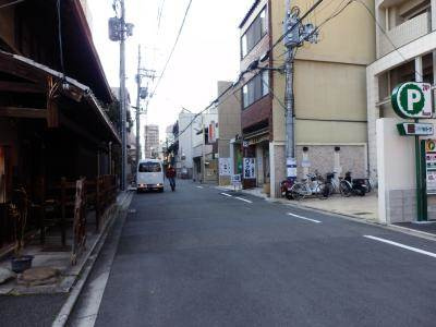スカーリア宗の周辺|前面道路
