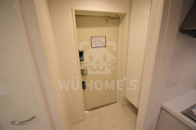 【玄関】 | イノセント堂山 | 玄関