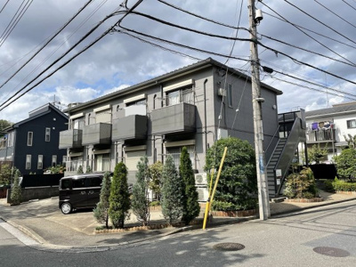 【外観】 | センタービレッジ【SHM】 | 積水ハウス施工の賃貸住宅シャーメゾン♪グリーンライン「北山田」駅徒歩8分！オーケーストアが近くて日々のお買い物に便利な立地の2階建てアパートです♪