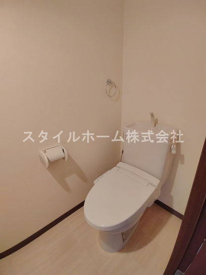 【トイレ】 | トゥルクパレス | 清潔感のあるトイレです