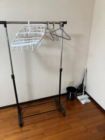 あいらんど花繰　Ａ（ウィークリー）|明るい室内です