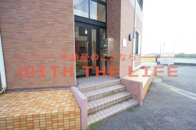 レジデンスペガサス【キャッシュバック対象】のエントランス|毎日通るエントランスはこのようになっています