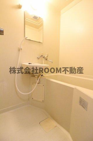 メゾンパークインの浴室|コンパクトで使いやすいお風呂です