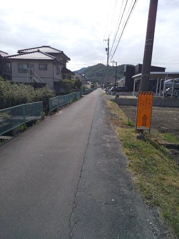 ５７０７３　岐阜市日野東土地の前面道路含む現地写真