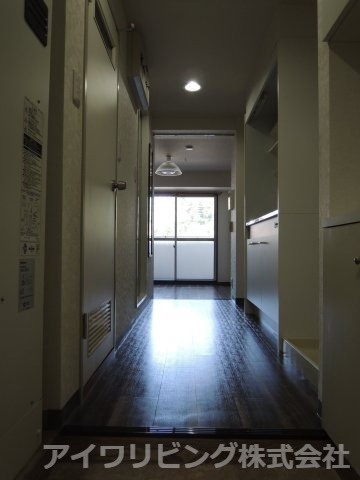 ジュネス桜ヶ丘の玄関|【ジュネス桜ヶ丘】