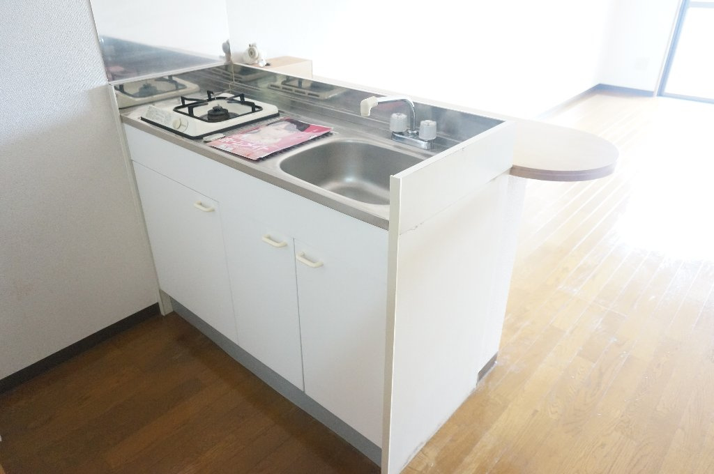 熊本市東区健軍２丁目の賃貸マンションのキッチン