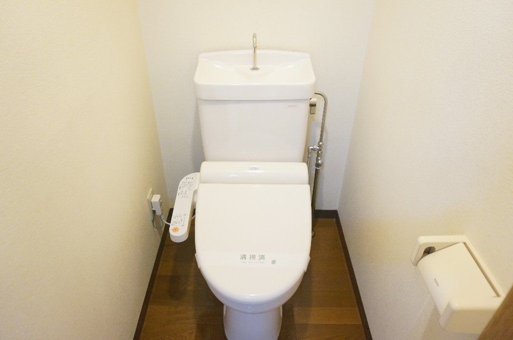 熊本市東区健軍２丁目の賃貸マンションのトイレ