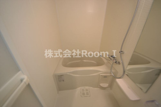 【浴室】 | プランドール北浜 | 落ち着いた空間のお風呂です