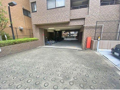 【駐車場】 | リーガル梅田