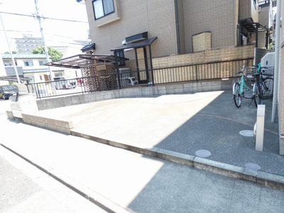 【駐車場】 | ミレニア栄生